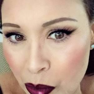 Meet your Posher, Roxana